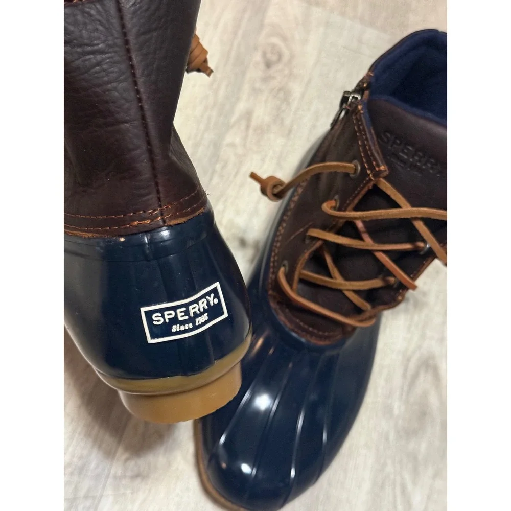 Sperry Saltwater Duck Boots Womens 7.5 Navy‎ Brown Leather Waterproof STS91175